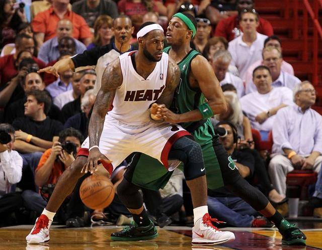 是招致热议 是招致热议