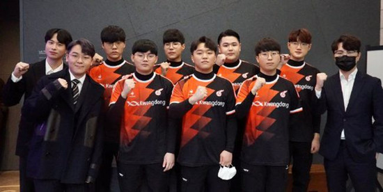 位置上供职 位置上供职